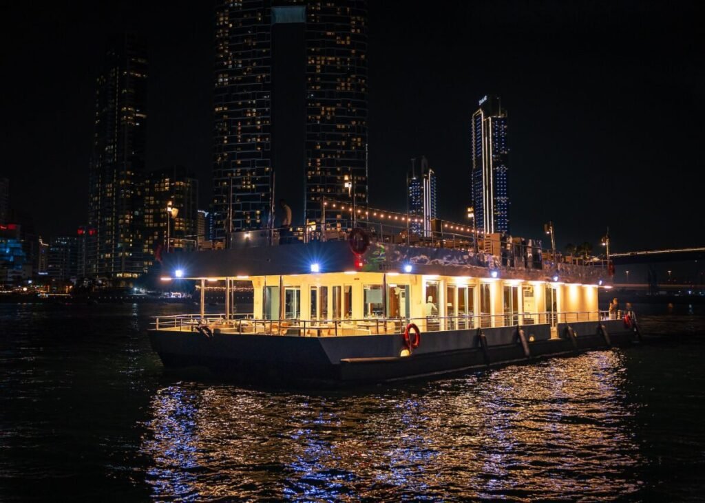 Alexandra Sea Lounge