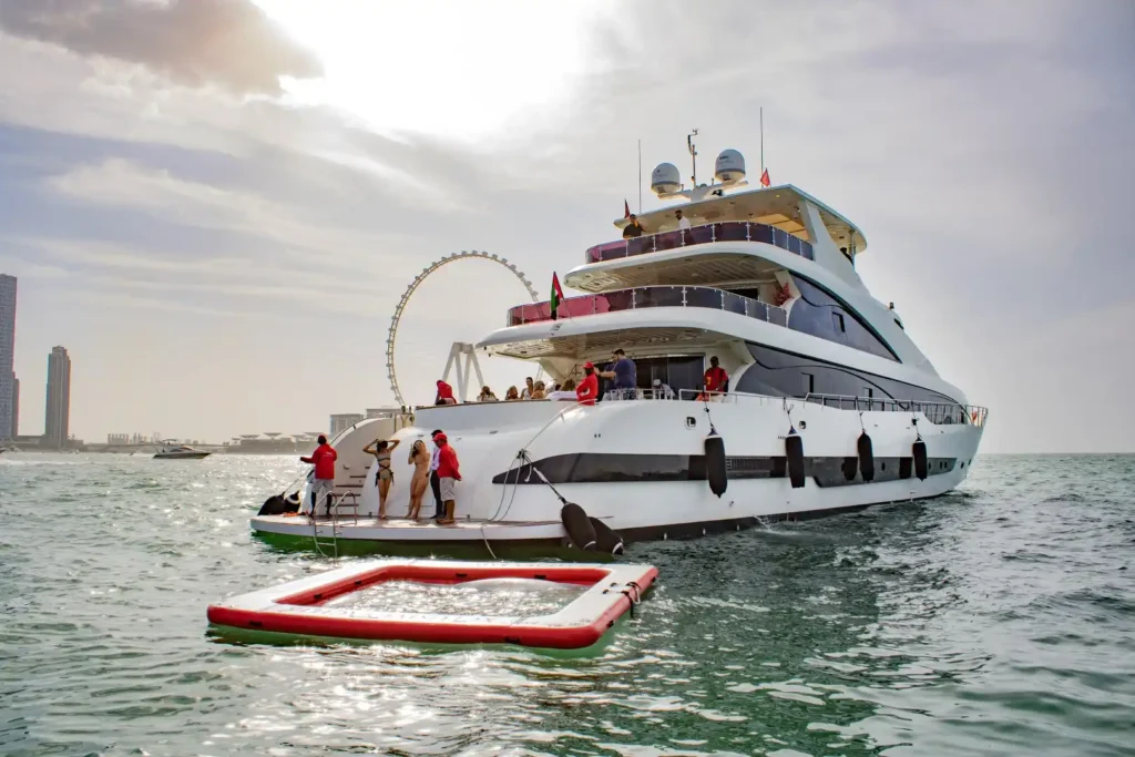 Yacht Ride Dubai Marina