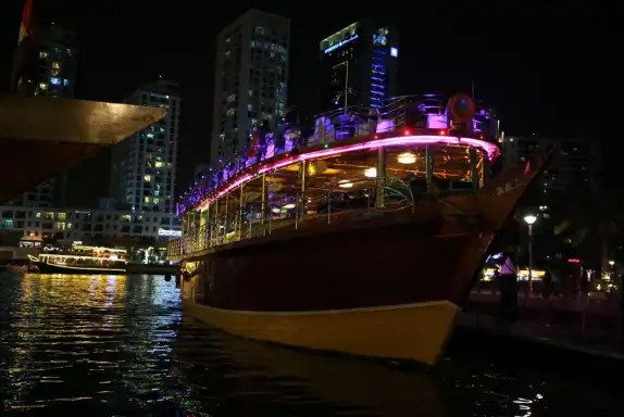 5 Star Luxury Dinner Cruise Dubai Marina