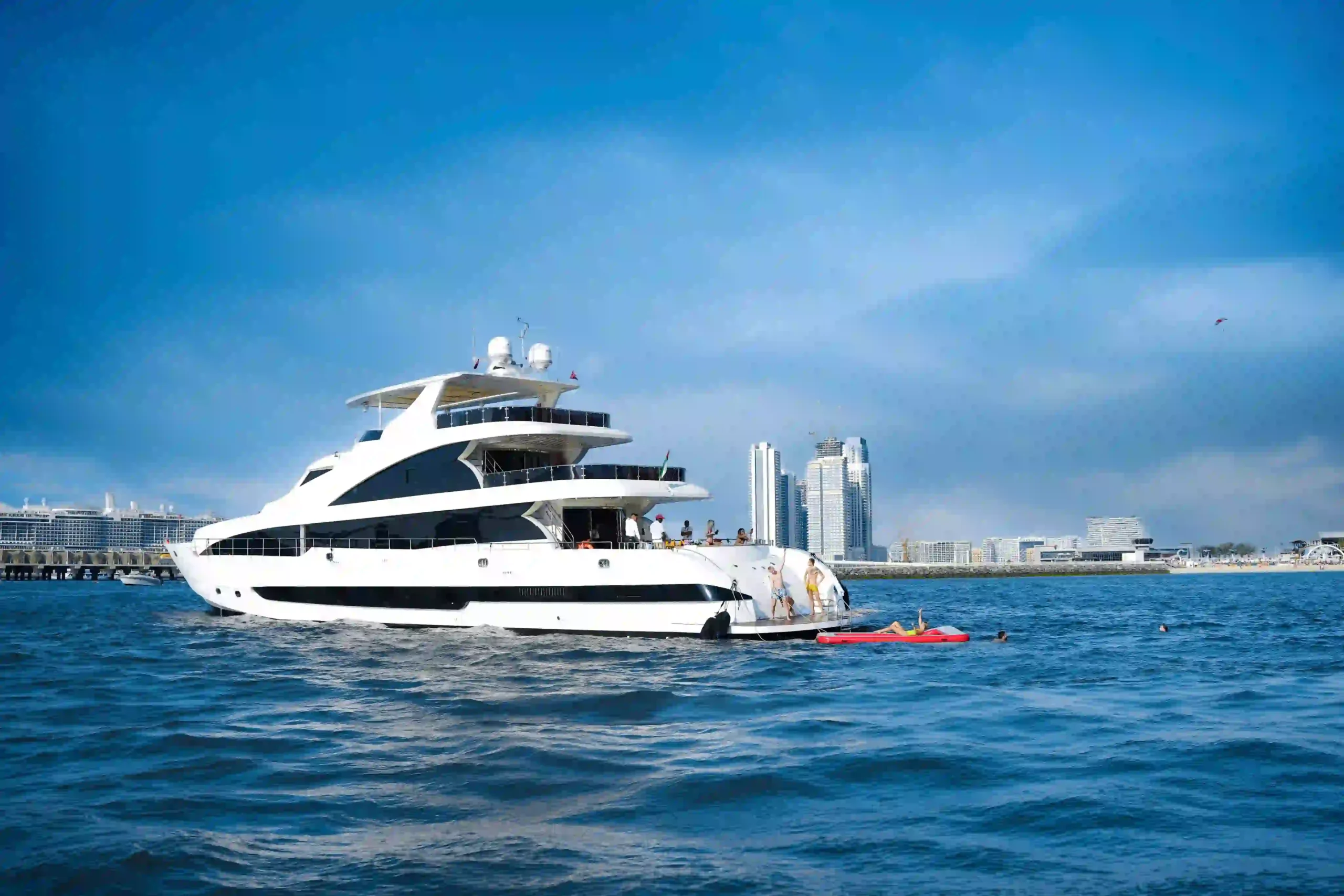 dubai marina yacht tour with dinner